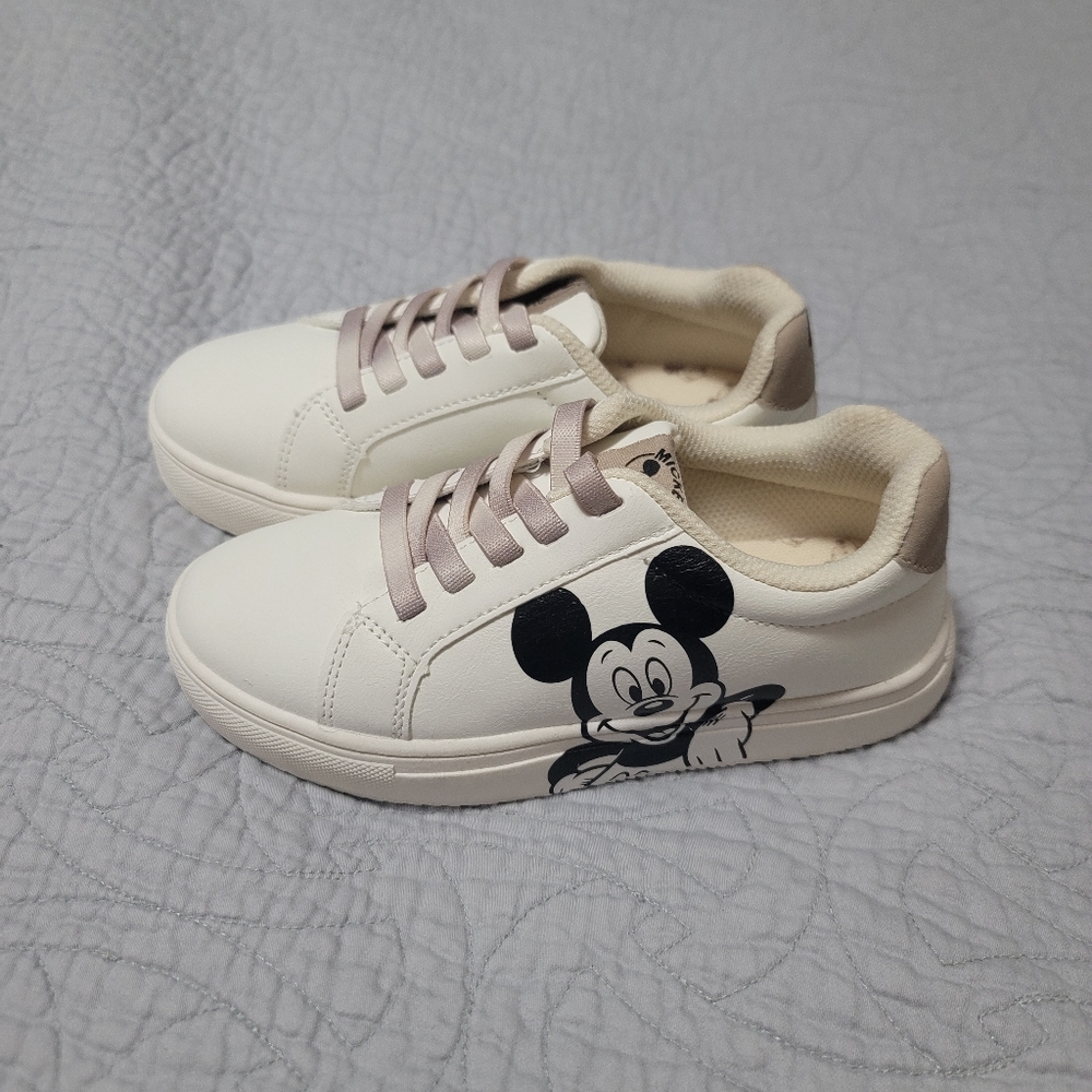 Disney Kids Sneakers - Cream with Mickey Mouse - Picture 1 of 6
